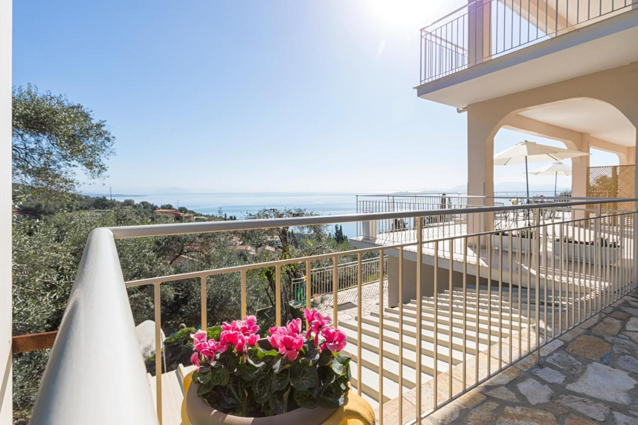 Luna Apartments Corfu Nisaki  Eksteriør billede